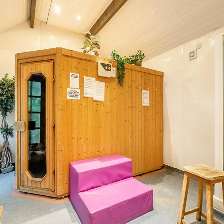 Big Barn - 16439 York