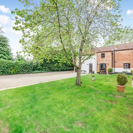 Big Barn - 16439 Holiday home York