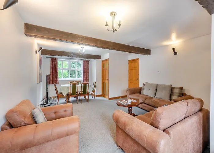 Big Barn - 16439 York